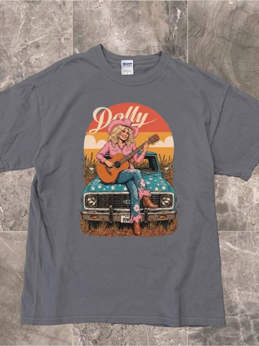 Gildan Gray Graphic Tee with Retro Dolly Illustration